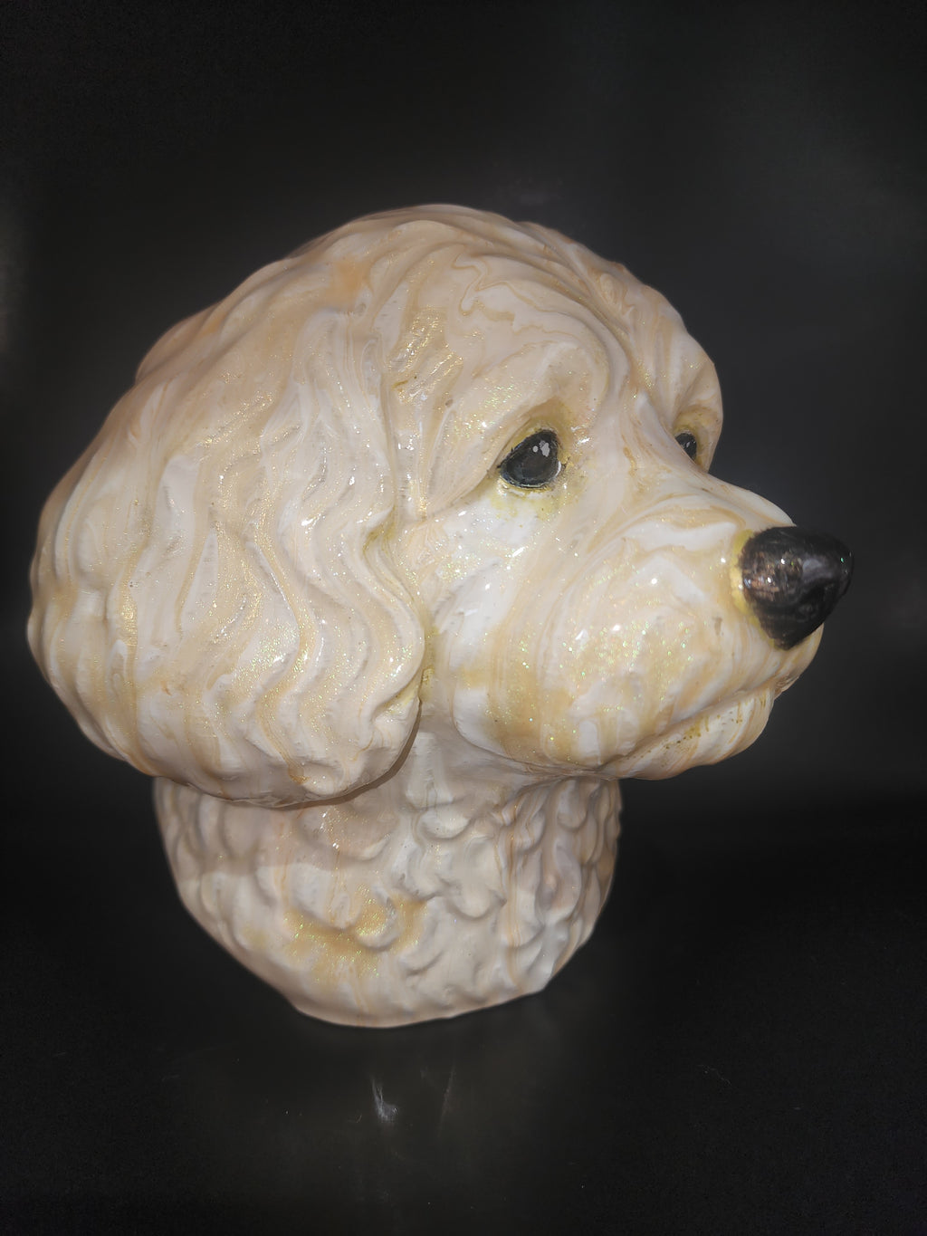 Cavapoo resin finish