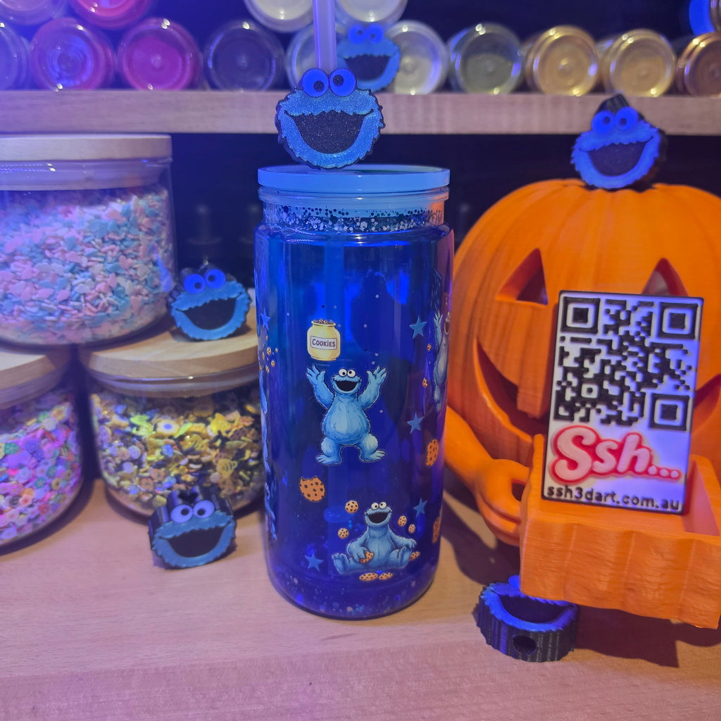 Premade 20oz acrylic snowglobe with cookie and a straw topper