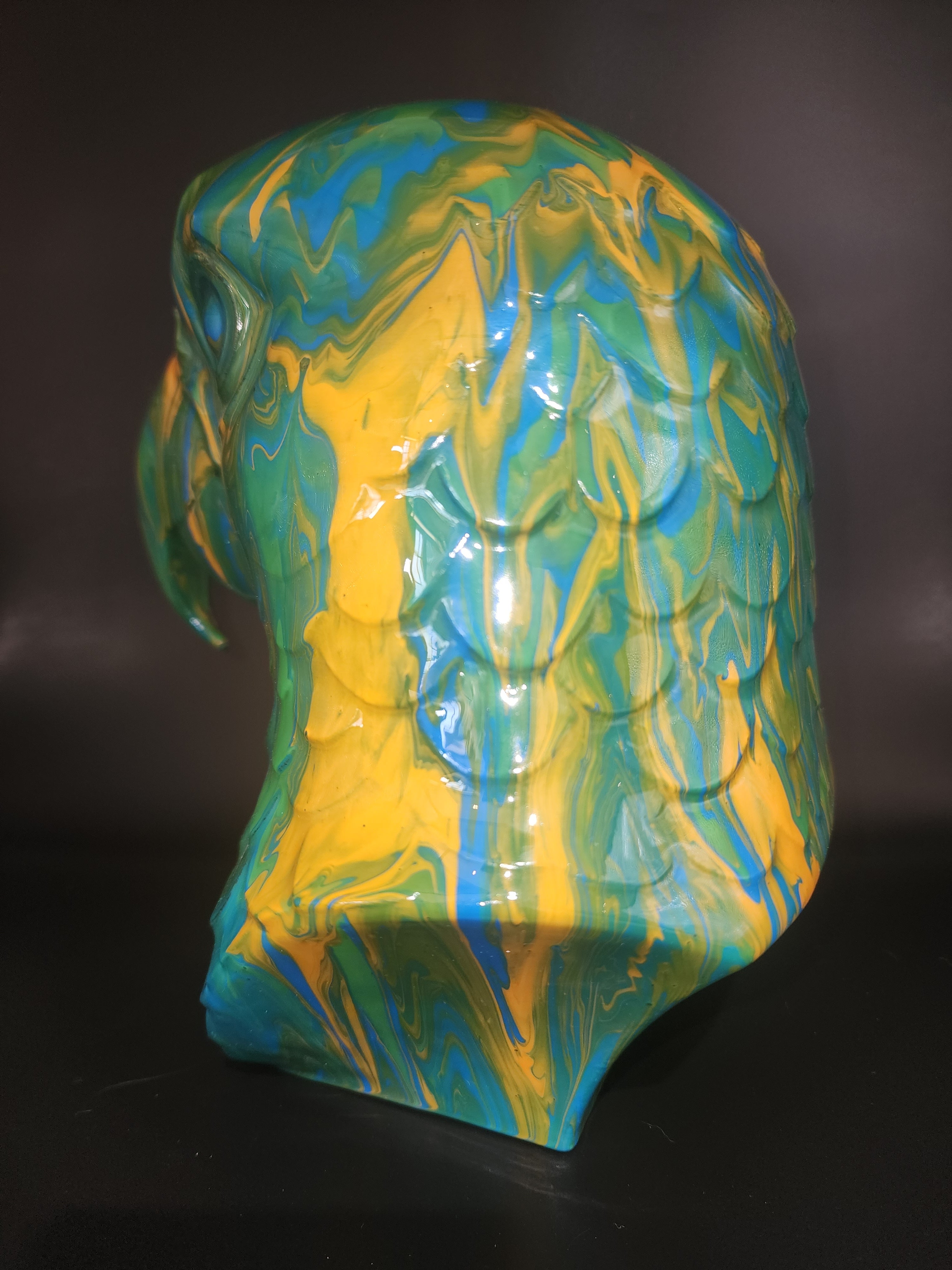 Parrot resin finish