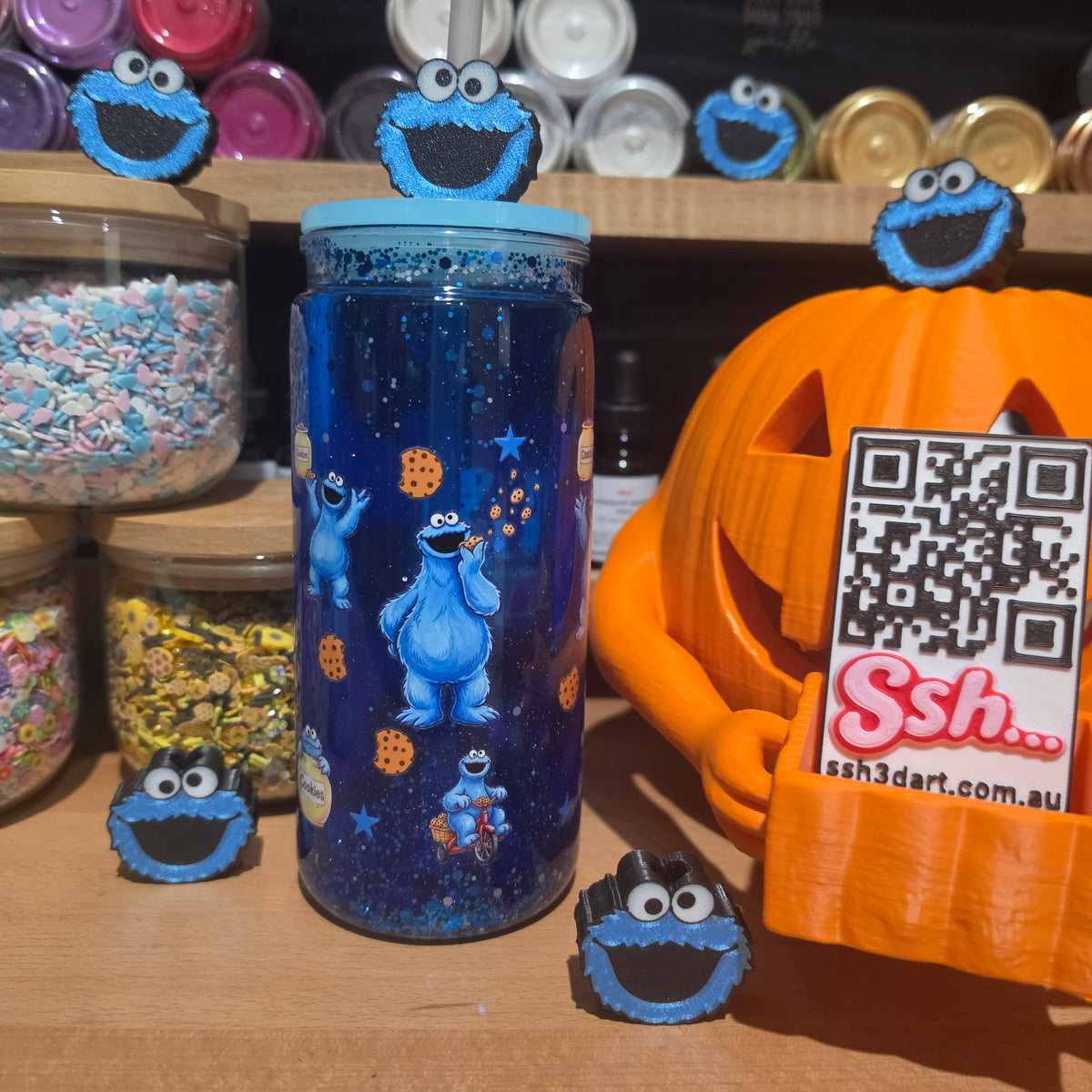 Premade 20oz acrylic snowglobe with cookie and a straw topper