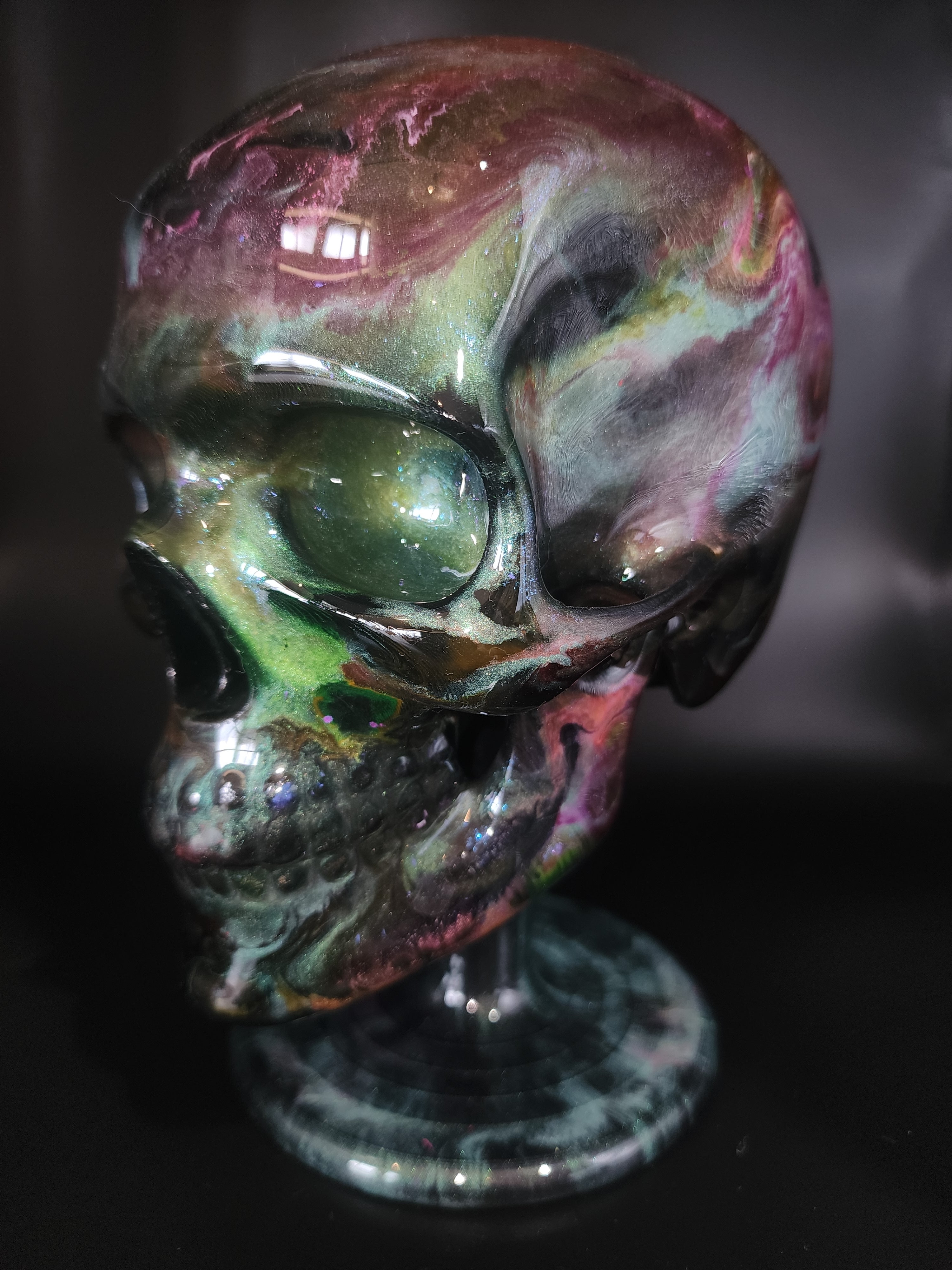 Skull signature finish