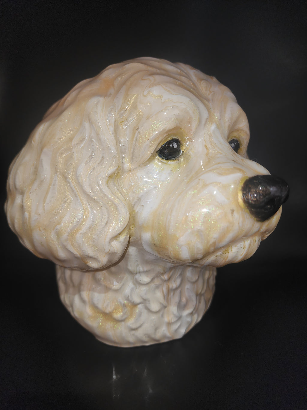 Cavapoo resin finish