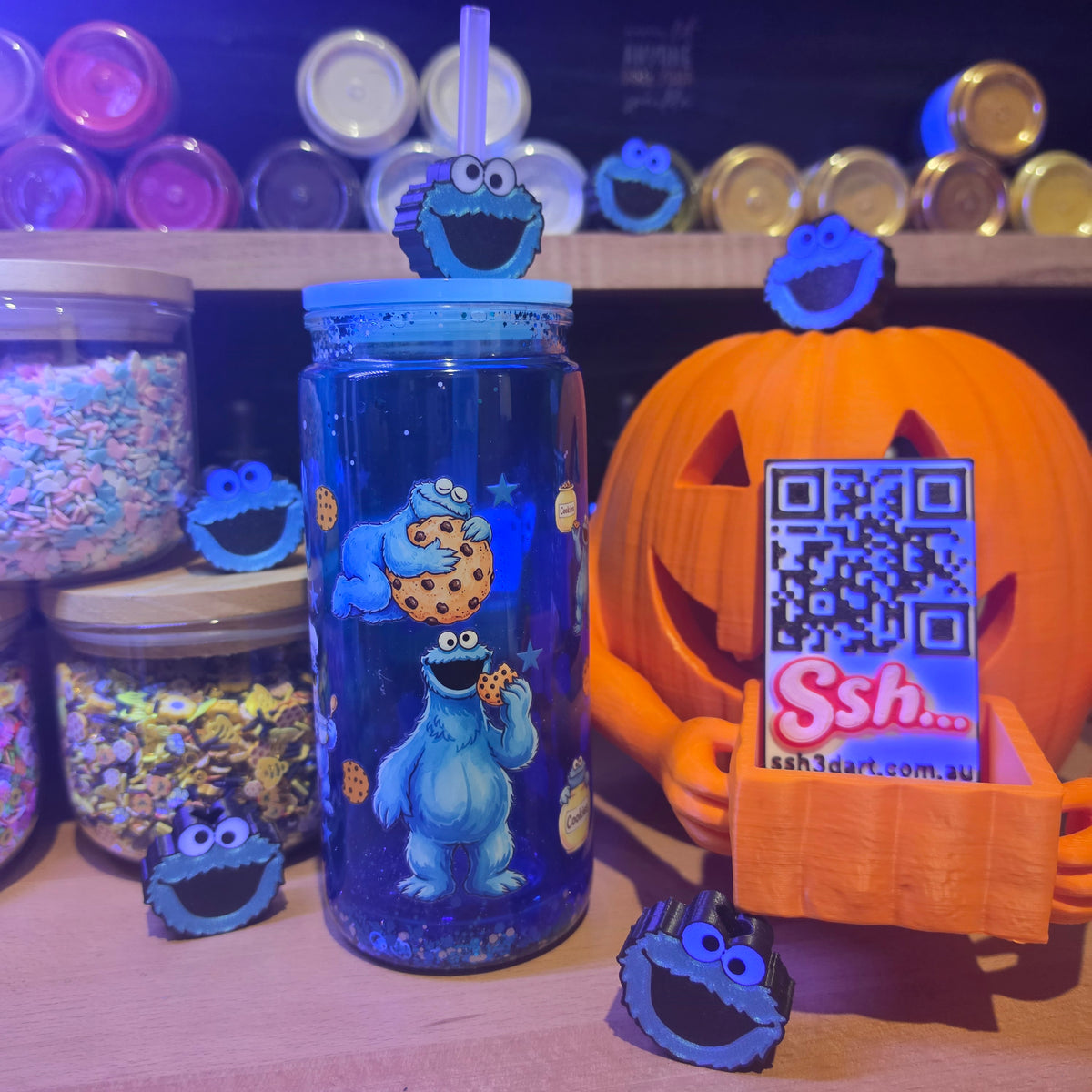 Premade 20oz acrylic snowglobe with cookie and a straw topper