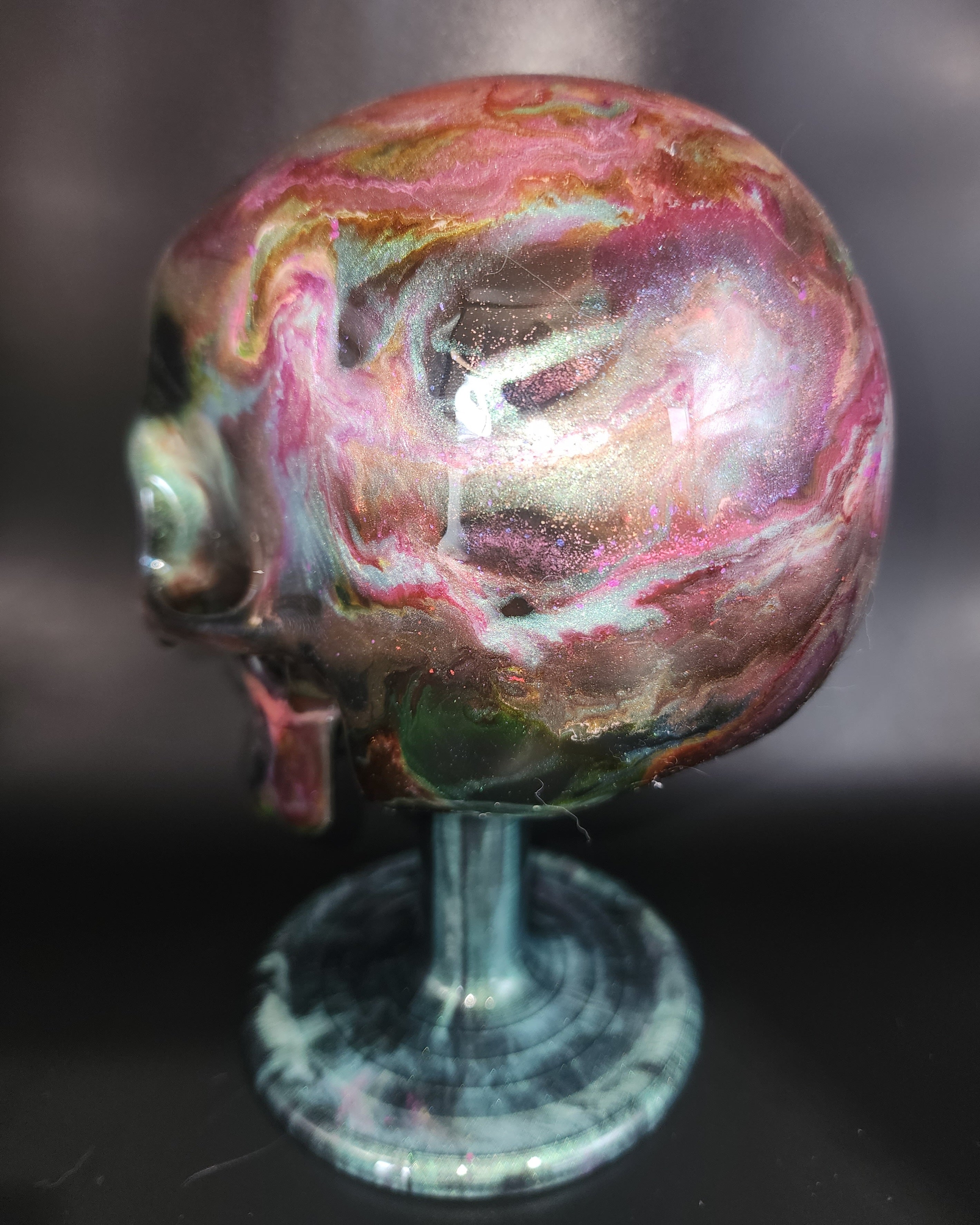 Skull signature finish