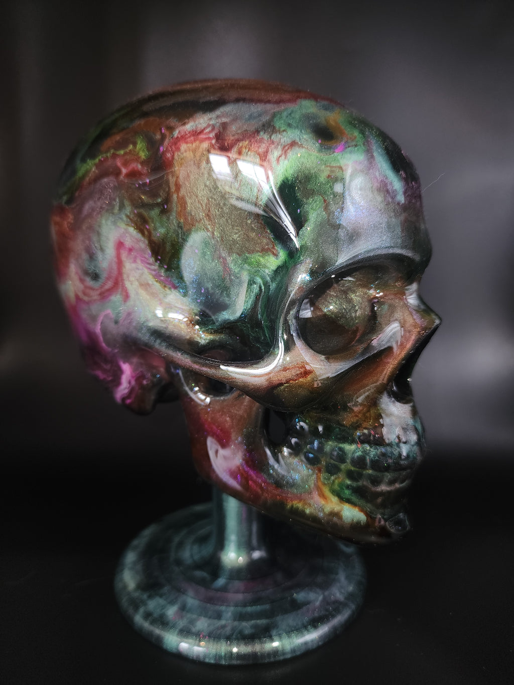 Skull signature finish